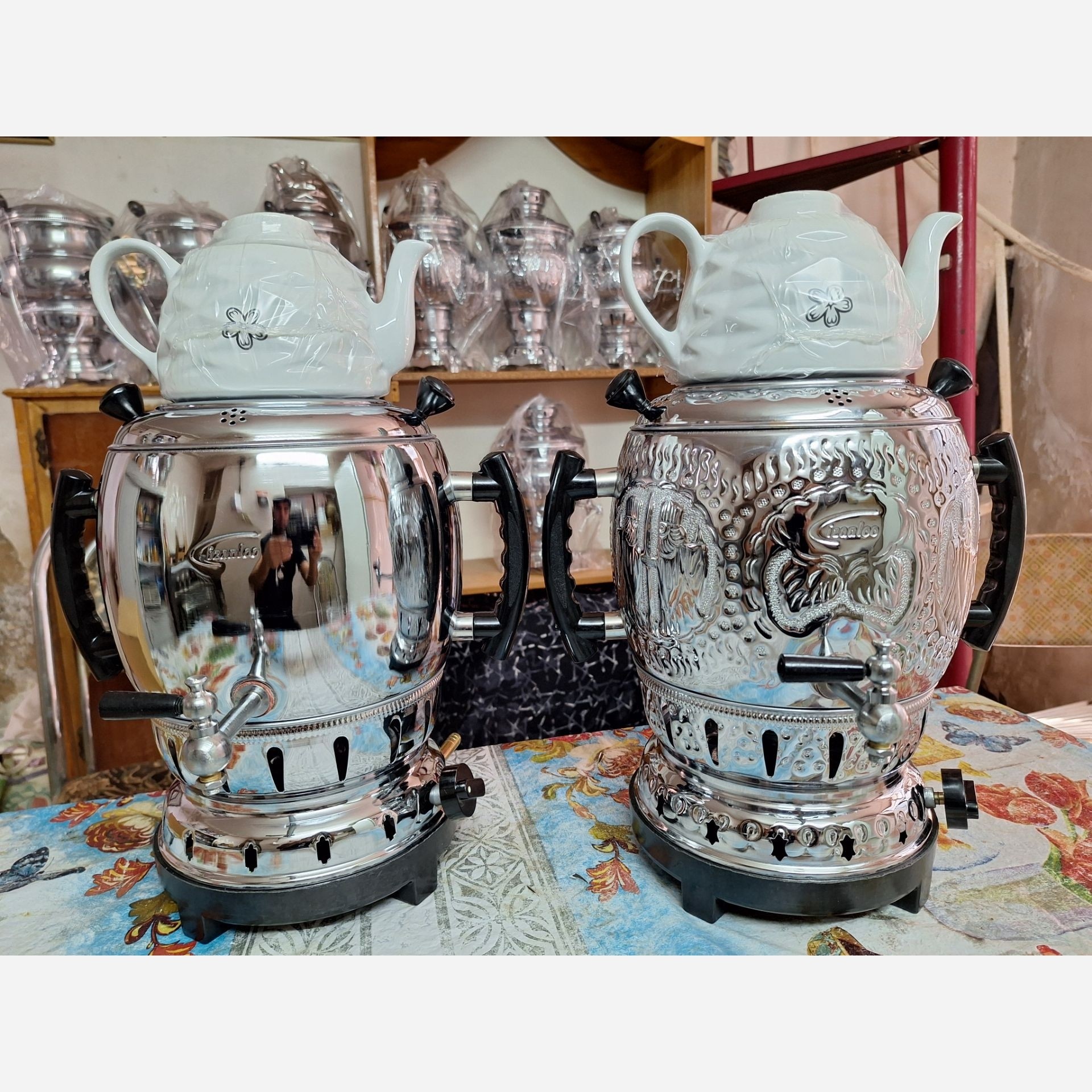 سماور گازی برنجی6لیتری اپولون همراه با قوری سه کاره مدل قلم با قوری 