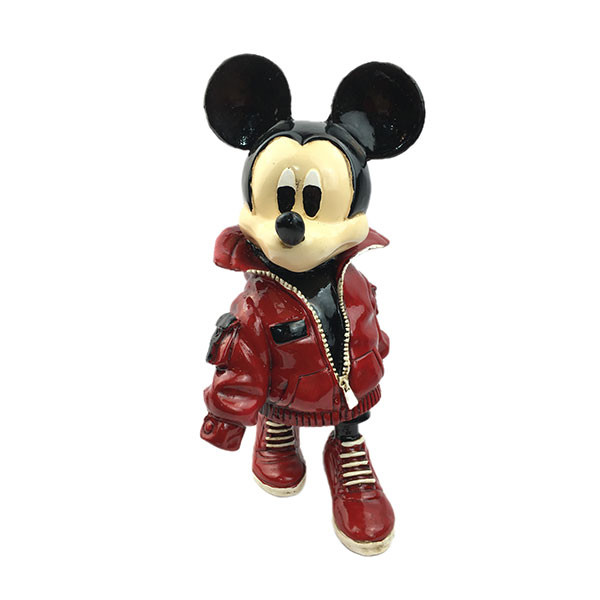 مجسمه مدل میکی موس اسپرت