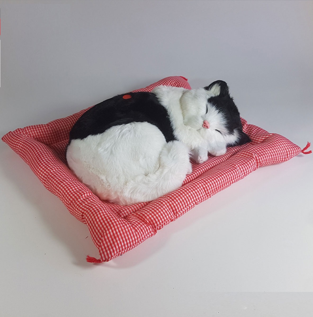 گربه خوابیده صدا دار بزرگ (پست پیشتاز پس کرایه)