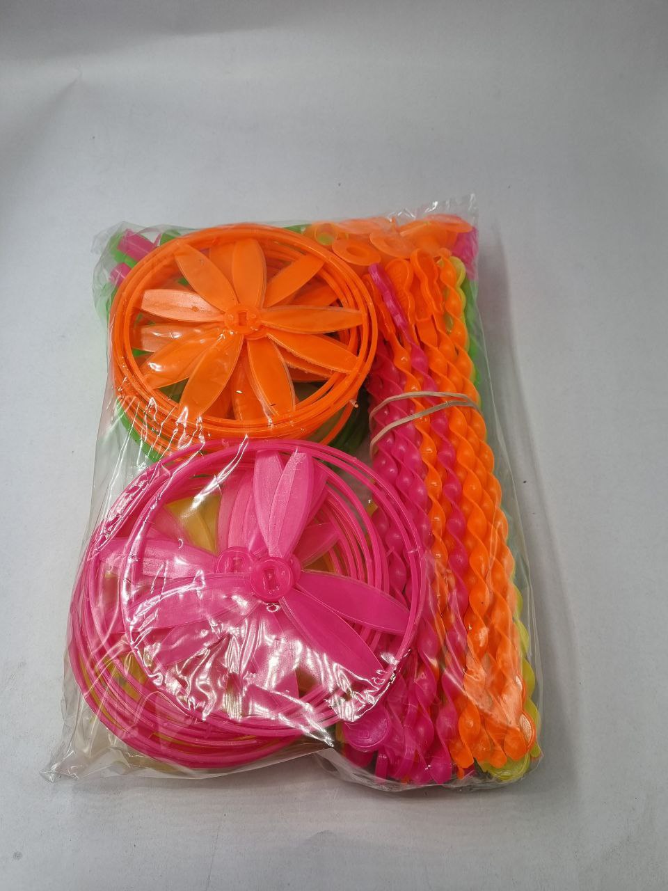 فرفره پلاستیکی کوچک (50 عددی) (پست پیشتاز پس کرایه)