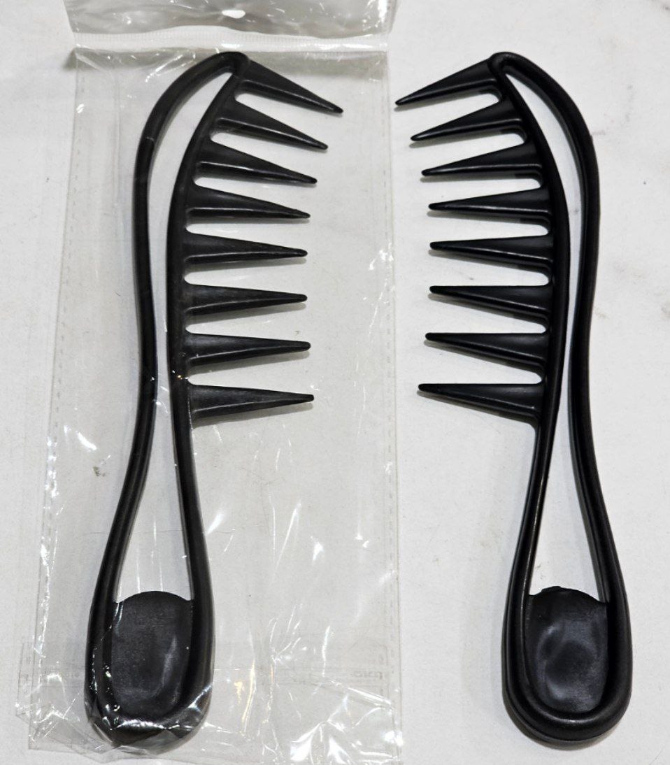 شانه مشکی آرچر تک‌سلول (پست پیشتاز پس کرایه)