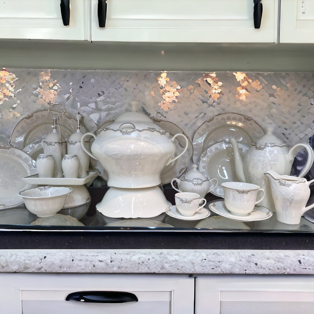 سرویس 18 نفره 128 پارچه کد 8014 پلاتین پردیس کاشان کد 3042