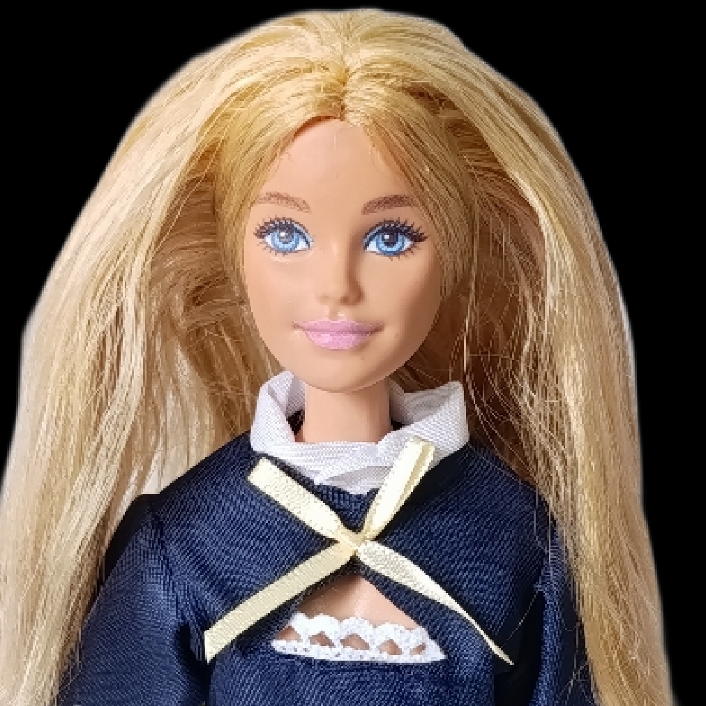 عروسک و باربی 