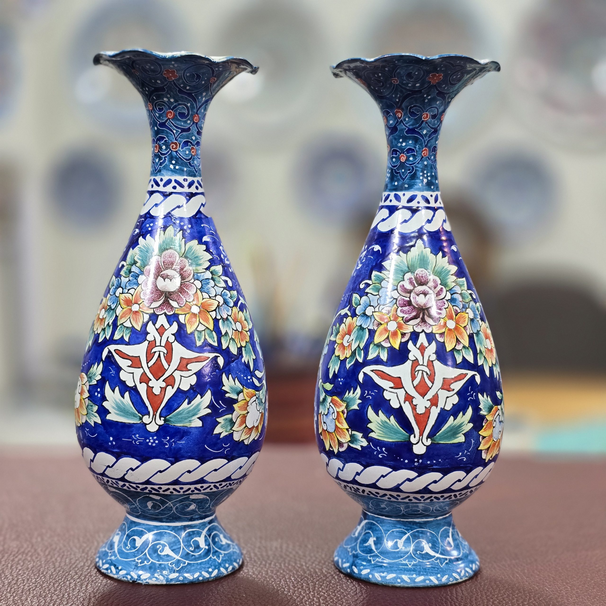 گلدان میناکاری