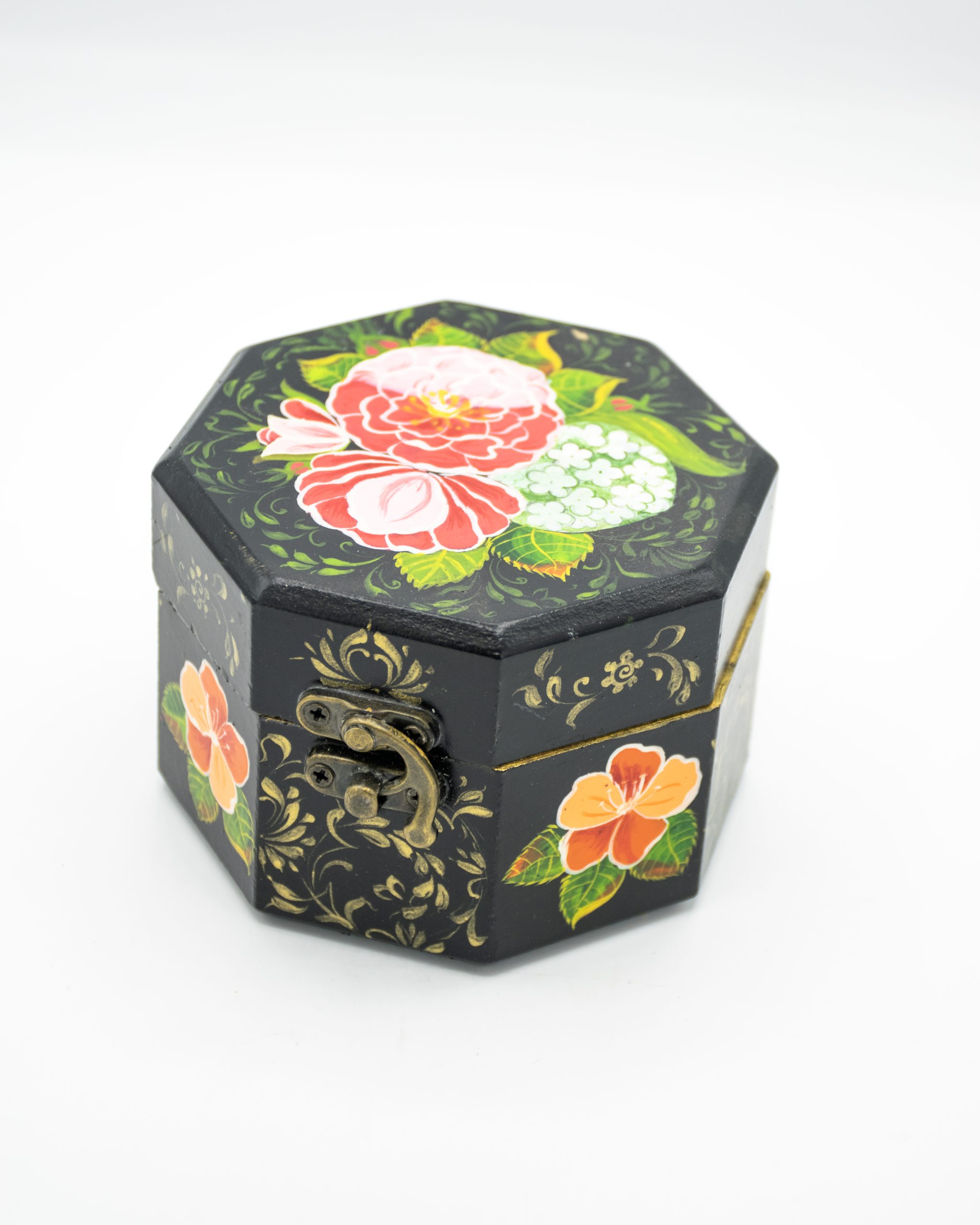 باکس کادویی چوبی _ نقاشی طرح گل هشت ظلعی_ابعاد 9*9_رنگ مشکی