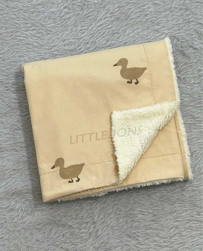پتوی نوزادی اردک نسکافه ای