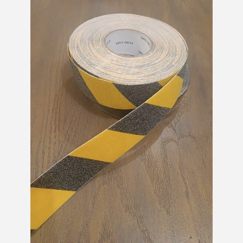 ترمز پله سمباده ای برچسبی زرد و مشکی