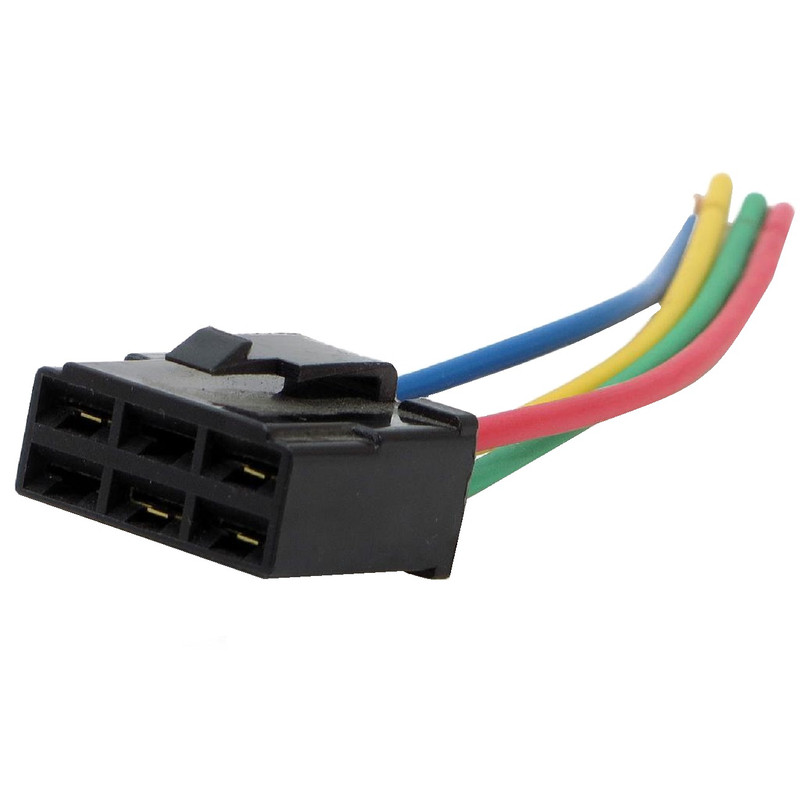 سوکت رله فن خودرو کد 5813 مناسب برای پراید