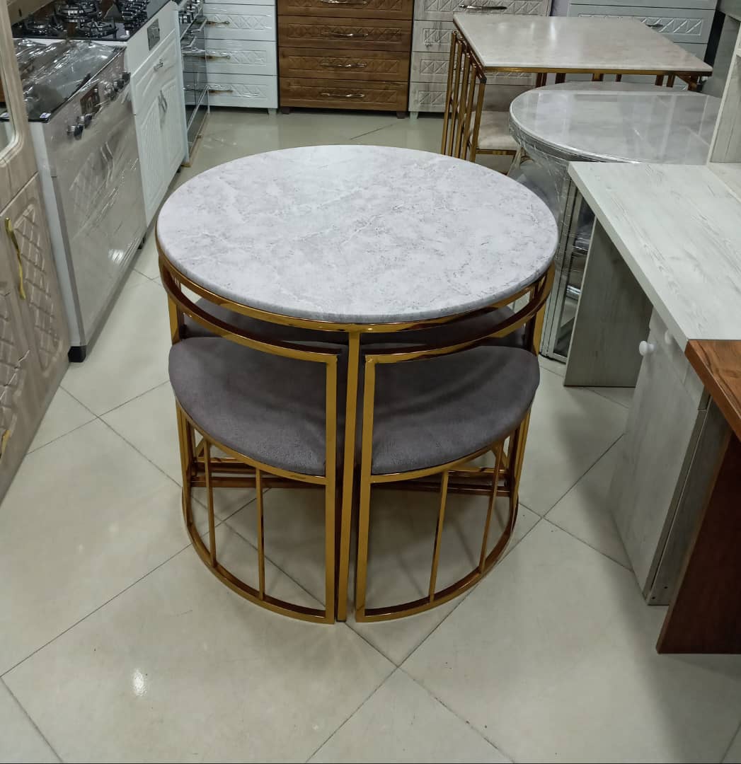 میزناهارخوری فلزی کمجا مدل پیانویی