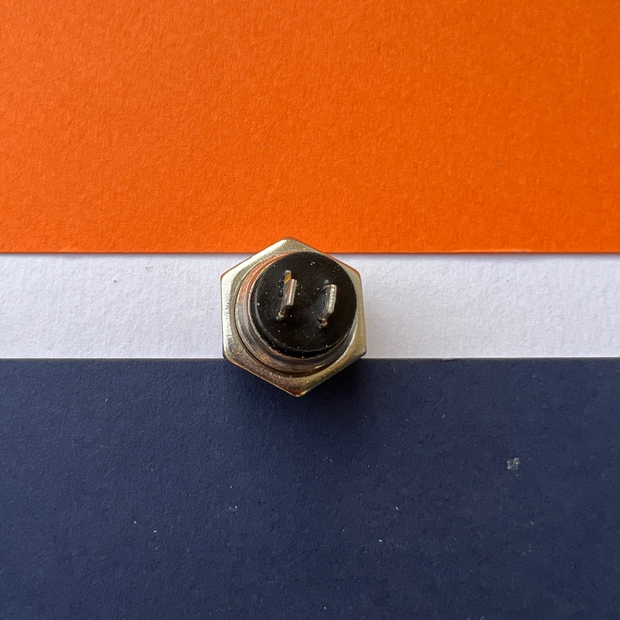 کلید فشاری مدل شستی رنگ سبز