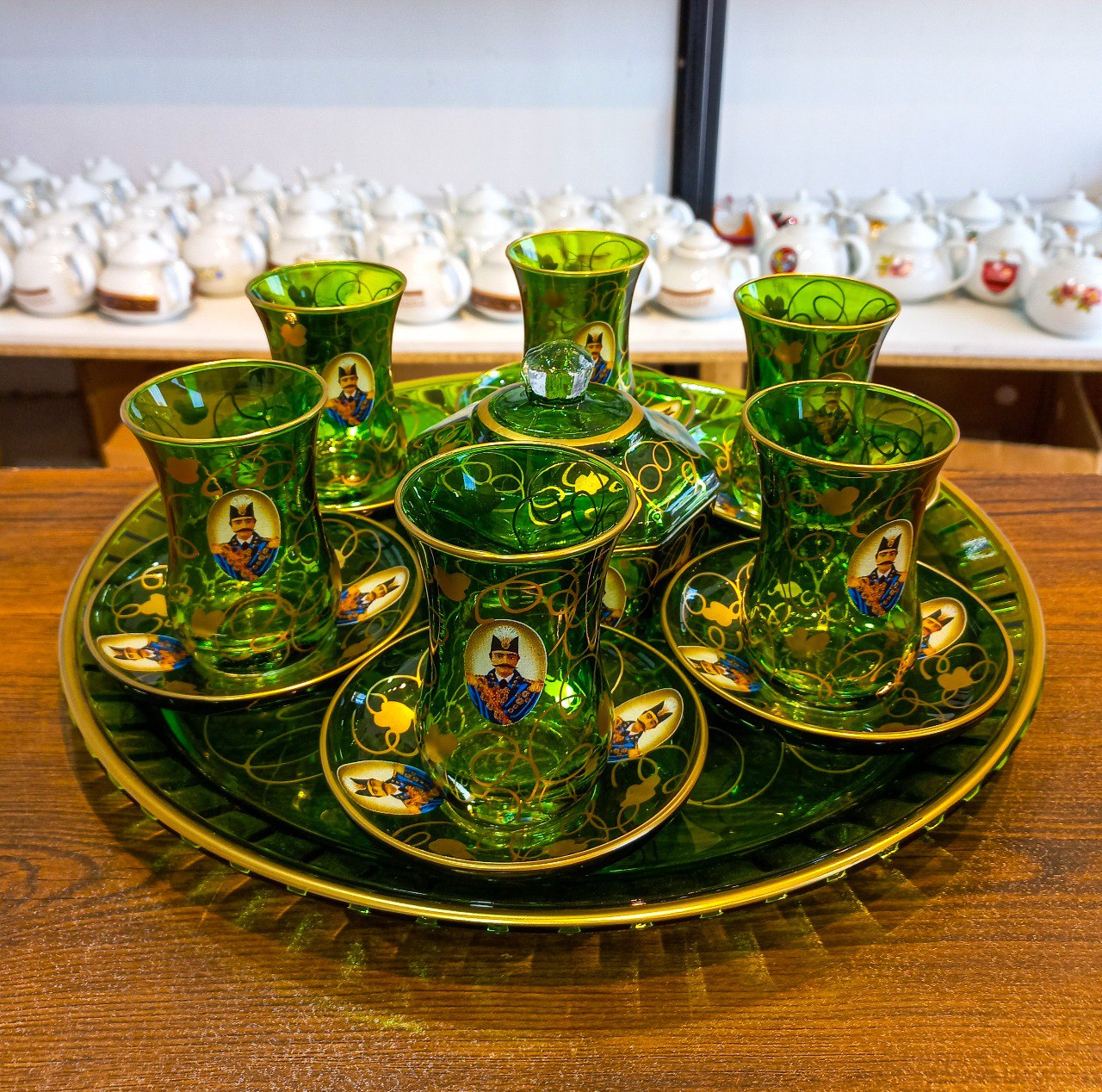 خانه و آشپزخانه پریلند - سرویس چای‌ خوری شاه عباسی سبز (پست پیشتاز پس کرایه)