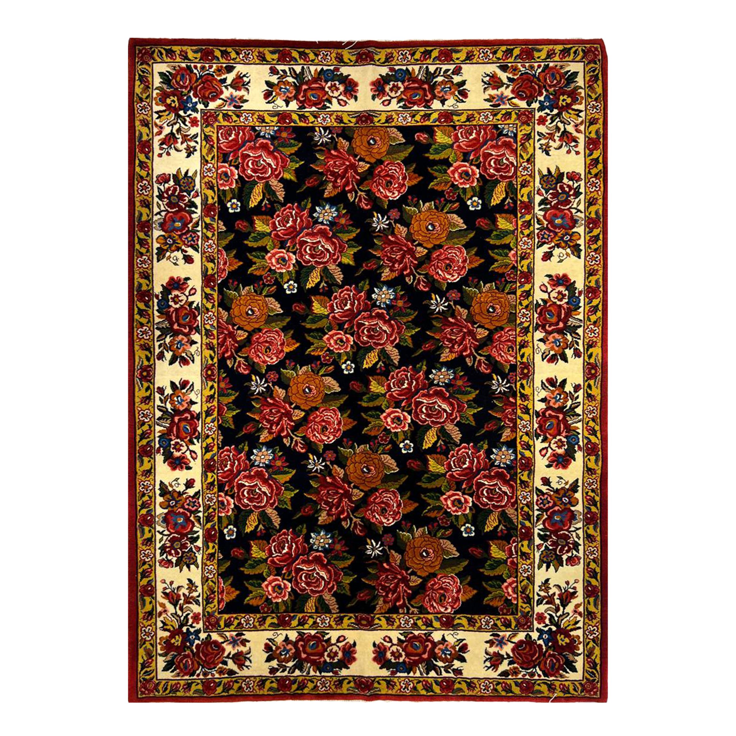 قالیچه پرده ای طرح گل فرنگ بختیاری کد 110039