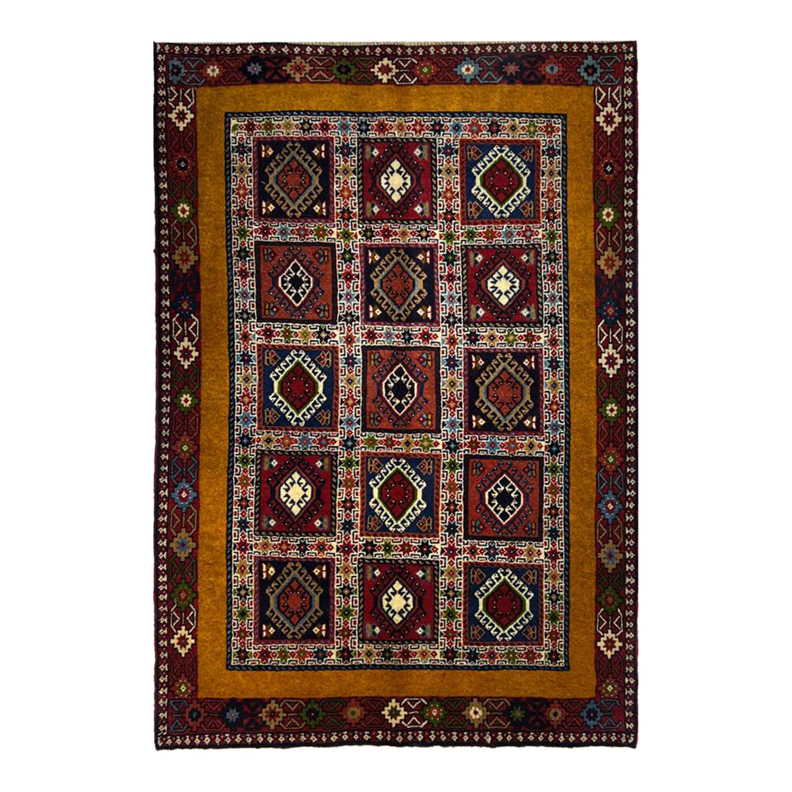 فرش دستباف ذرع نیم یلمه شیراز کد 110022