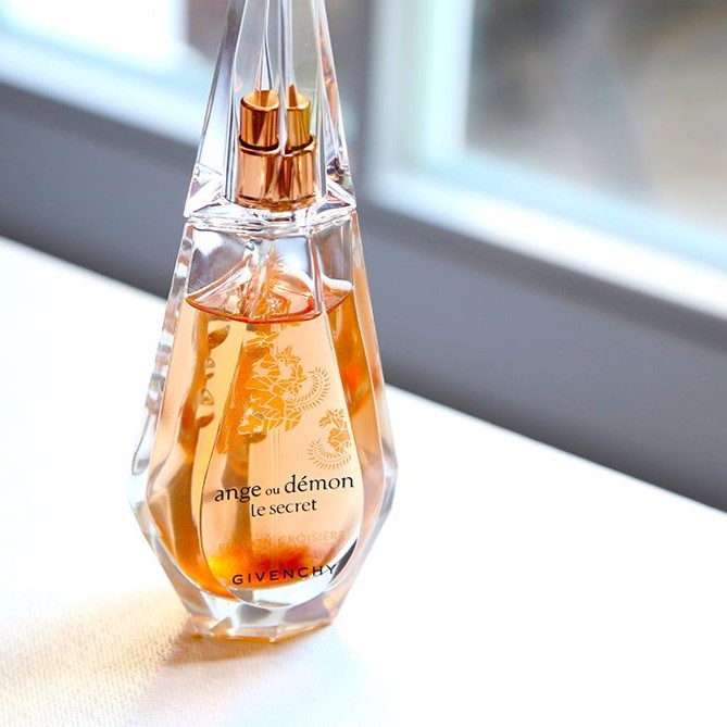 آنجئو دیمن له سیکرت گیونچی