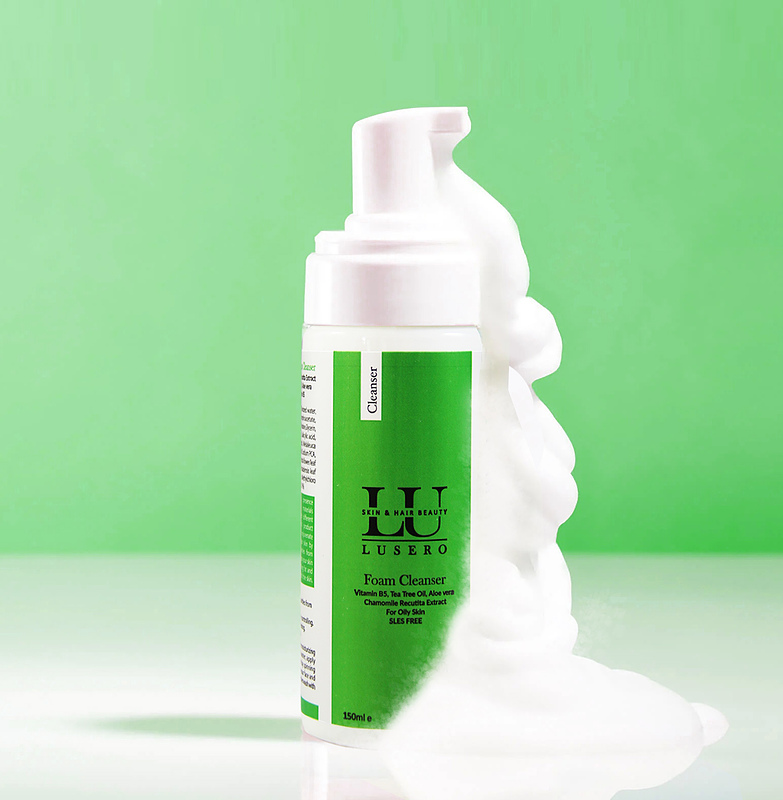 فوم شستشو صورت لوسرو درخت چای مناسب پوست چرب