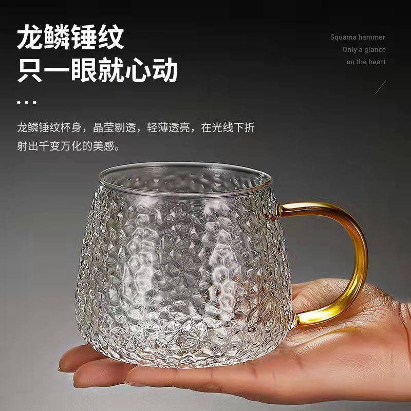 آدجابازار - لیوان پیرکس برفی دسته رنگی (ارسال پس کرایه)