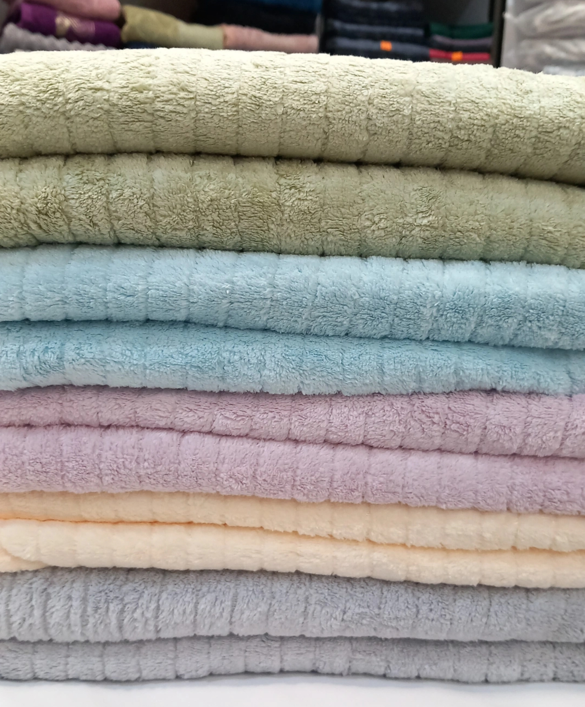 حوله نیم حمام پولیشی