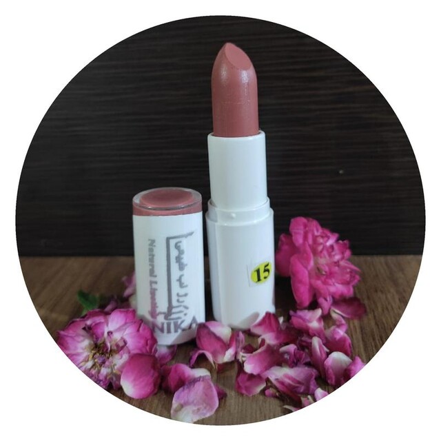 رژلب رولی نیکا (کالباسی خاص کد 15)