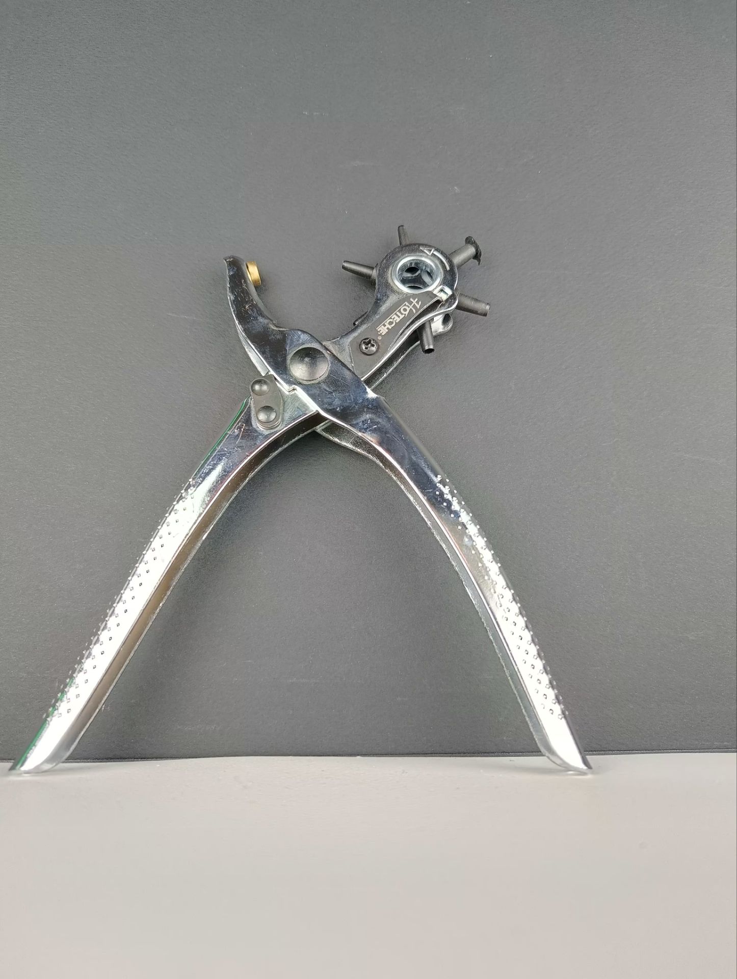 انبر پانچ گردان دسته استیل 9 اینچی با پانچ های فولادی - برند اصلی Hoteche هوتچ (120102)