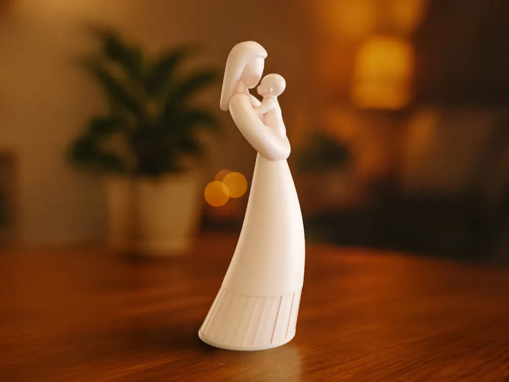 مجسمه «عشق مادر»