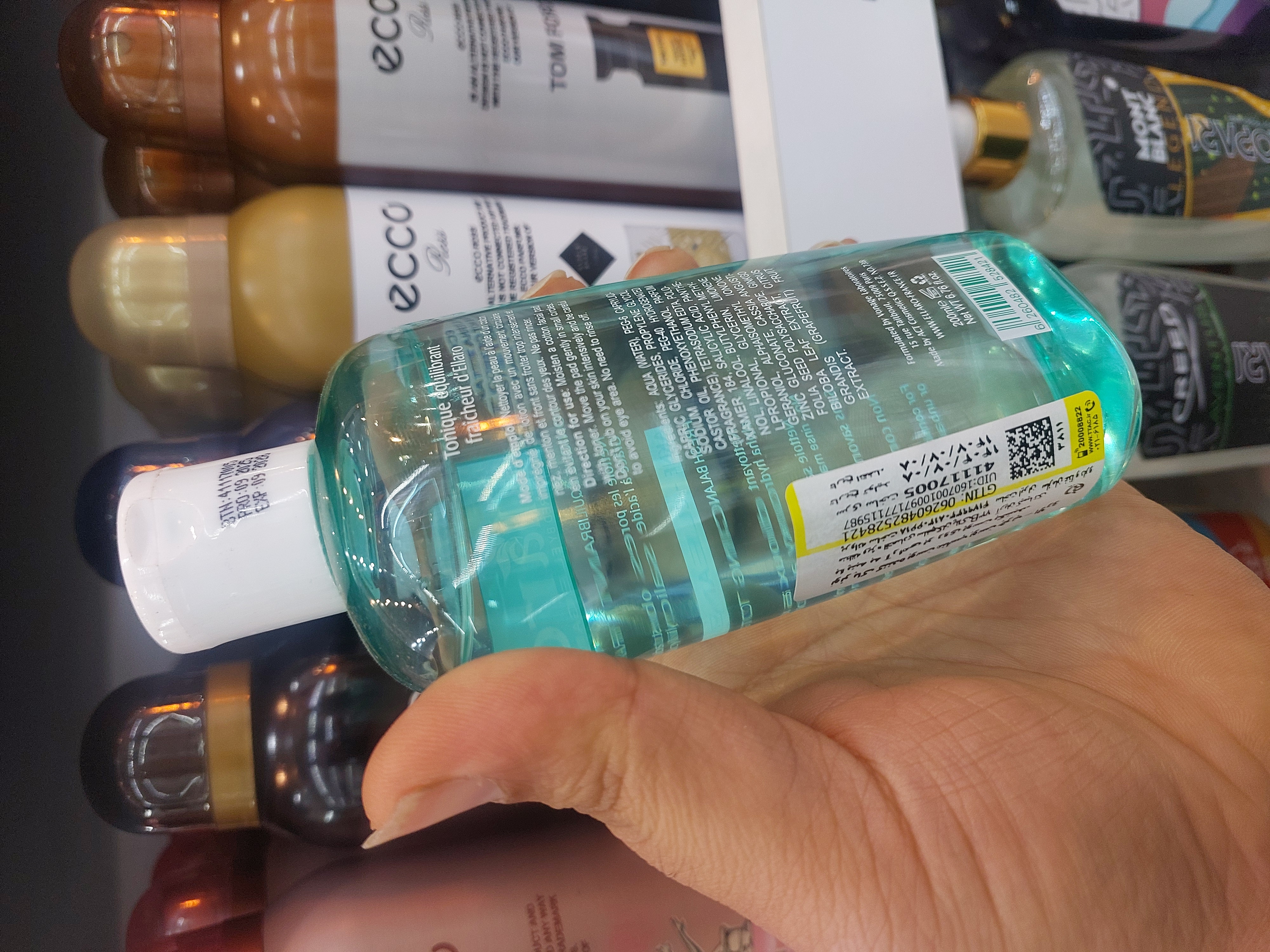 تونر پاک کننده صورت و آرایش فرش بالانسینگ الارو مناسب پوست چرب 200 میلی لیتر