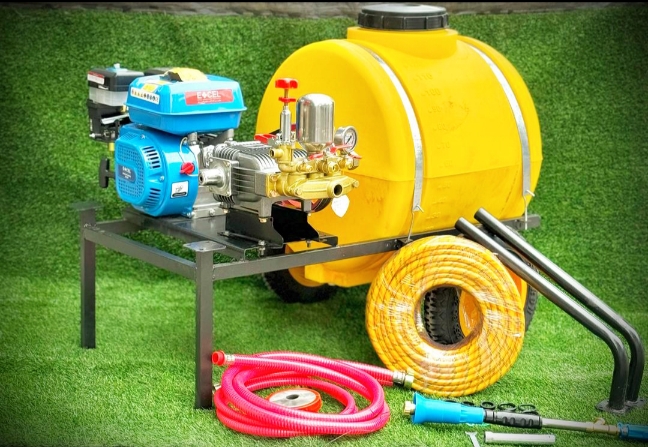 سمپاش فرغونی 100لیتری موتور اکسل 7اسب و پمپ 50 بار اکسل شیلنگ 50 یاردی 5لایه اکسل و لانس طرح ترک