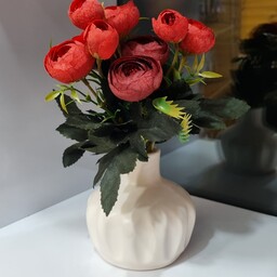 گلدان سرامیکی ، گلدان سرامیکی و گل ، گلدان دکوری ، گلدان تزئینی ، دکوری منزل ، گل مصنوعی 