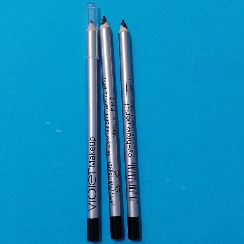 مداد مشکی چشم ویولتviolet eyebrow pencil