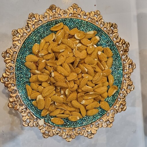 مغز بادام سر زده(250 گرم)