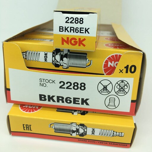 شمع جفت پلاتینی پایه کوتاه NGK  کد2288 