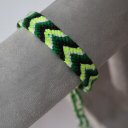 دستبند بافتنی سبز مشکی