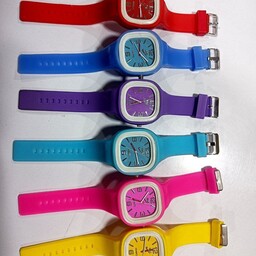 حراج ساعت بچگانه و نوجوانی در دو مدل بند پیو    198000 تومان فروش به صورت تک و عمده 