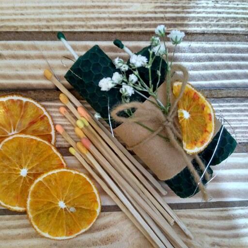 شمع موم عسل تزیین شده با گل و پرتقال (دستساز)