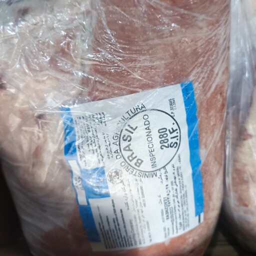10 کیلو گوشت قلوه گاه گوساله برزیلی  منجمد 