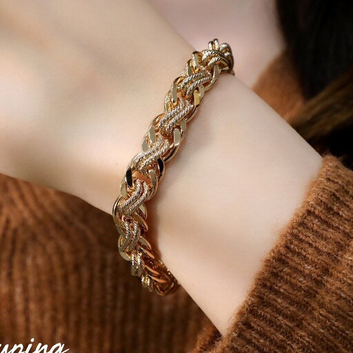 دستبند ژوپینگ ، آلیاژ مس با آبکاری طلا، به رنگ طلا، طول دستبند 19 سانت