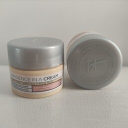 کرم مرطوب کننده ضدپیری Confidence in a Cream ایت کازمتیک