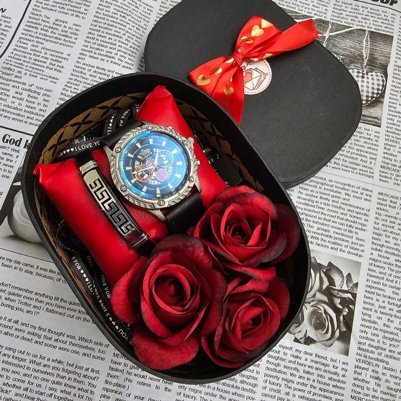 باکس هدیه مردانه شامل ست ساعت و دستبند بندچرمی مشکی و گل