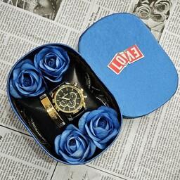 باکس هدیه مردانه شامل ساعت بندچرم و دستبند و باکس و گل مصنوعی 