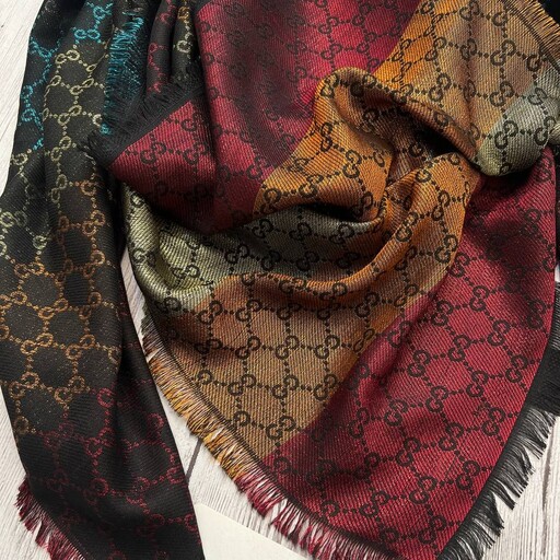 روسری گوچی لمه کشمیر اعلا

کاملا دو رو

سایز 140

3 رنگ 

دو کیفیت تو بازار موجوده 

