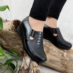 کفش زنانه بزرگ پا طبی زنانه مدل لمه جنس چرم صنعتی درجه یک ارسال رایگان سایز 40 تا 43 کفش زنانه کفش مجلسی