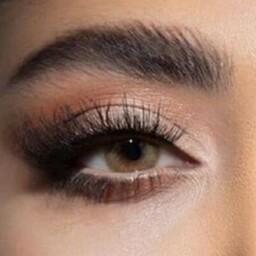 لنز چشم رنگی سالانه پلی ویو caramel ( رنگ عسلی کاراملی متوسط  بدون دور)