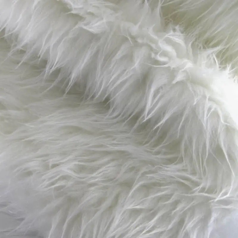 پارچه خز پرز بلند سفید (پولیش مو بلند)(خز پالتو)(طول 0.5 متر - عرض 1.8 متر)