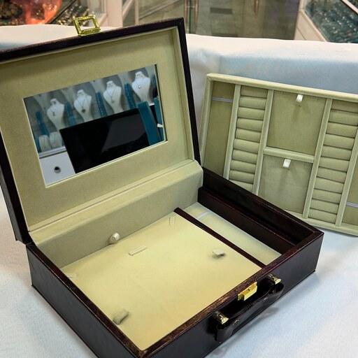 جعبه جواهرات و کلکسیونی چرم زرشکی  کد glsr-2380