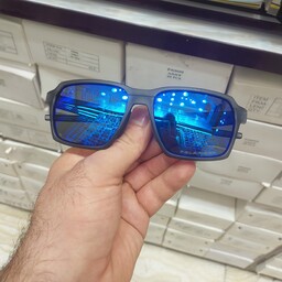 عینک آفتابی پلاریزه  اسپرت مردانه و زنانه مارک اکلی اوکلی (آبی آینه ای)