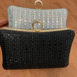 کیف دستی زنانه مجلسی مدل انگشتری سنگ کار شده رنگ نقره ای بند زنجیردار  ارسال فقط با پست رایگان