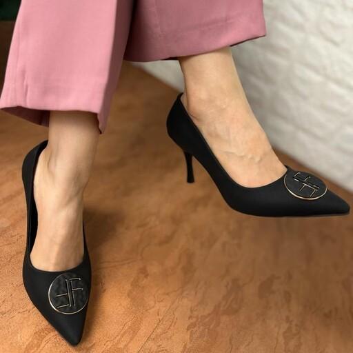 کفش مجلسی زنانه پاشنه دار با متریال خارجی کیفیت در حد ترک رنگ مشکی  سایز 37 تا 39 ارسال فقط با پست رایگان