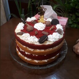 کیک ردولوت تولد جذاب