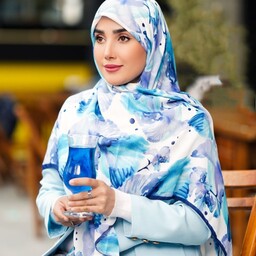 روسری زنانه باگلهای آبی نخ سیااسکارف(زنبق آبی) 