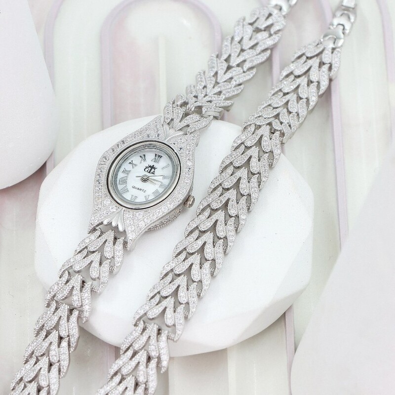 ساعت و دستبند نقره زنانه مارک GTA با روکش طلای سفید و فاکتور معتبر 