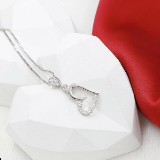 پلاک نقره زنانه طرح قلب 925 عیار با روکش طلای سفید همراه فاکتور معتبر  هدیه ولنتاین